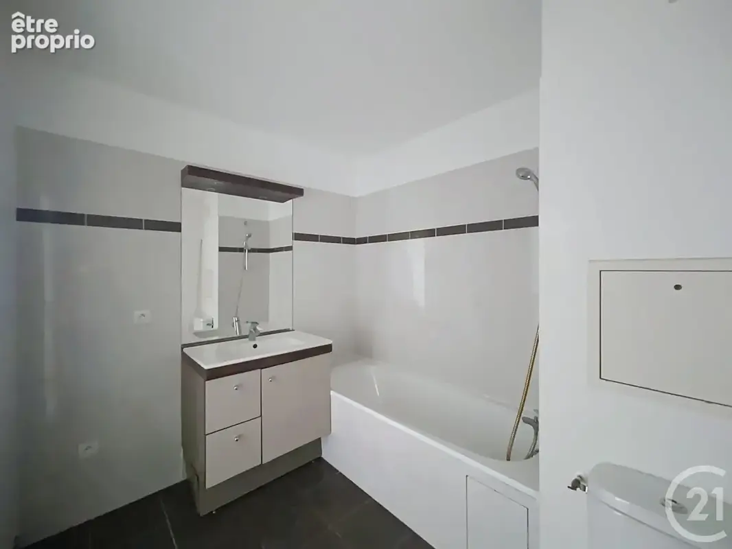 Appartement 2 pièces 41 m² à vendre à Melun (77000) - photo 8