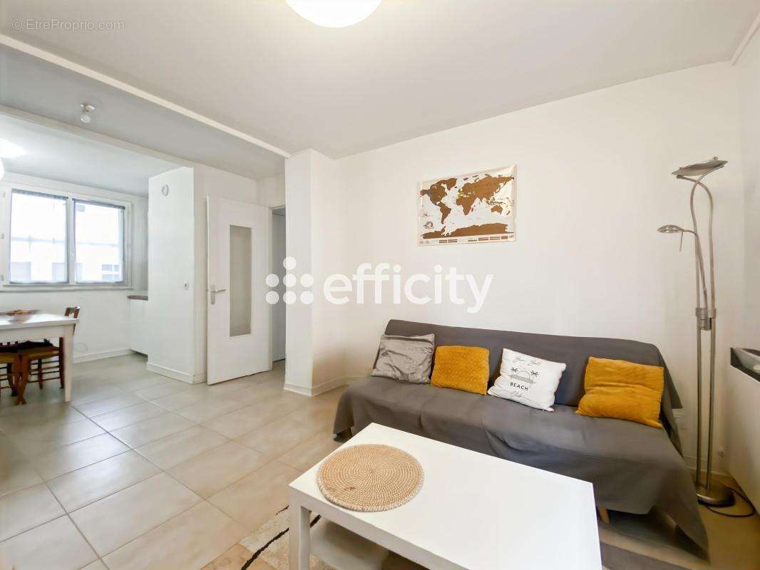 Appartement à LYON-8E