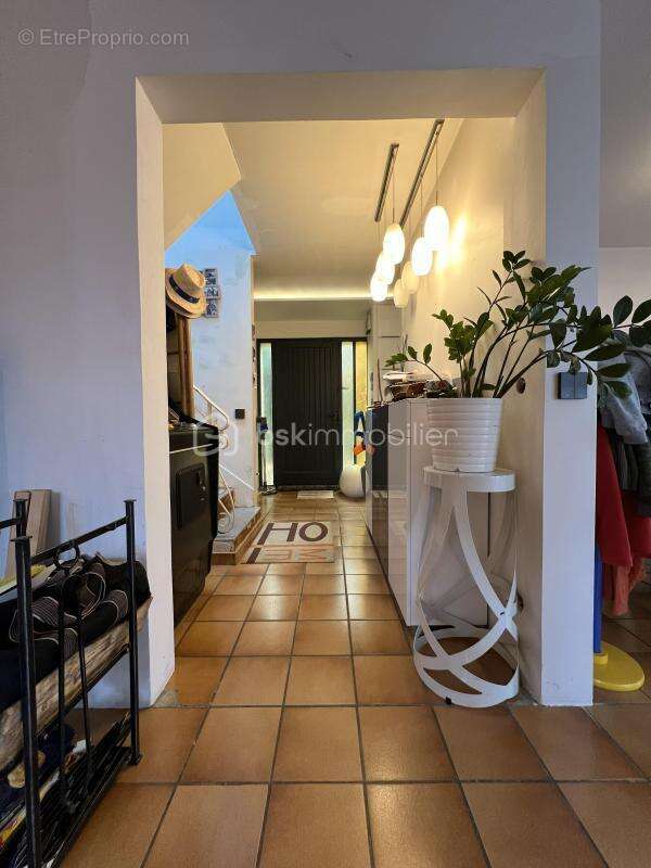 Maison individuelle – 1986 – Jardin 110 m² – 3 chambres + bureau – 2 stationnements - photo 14