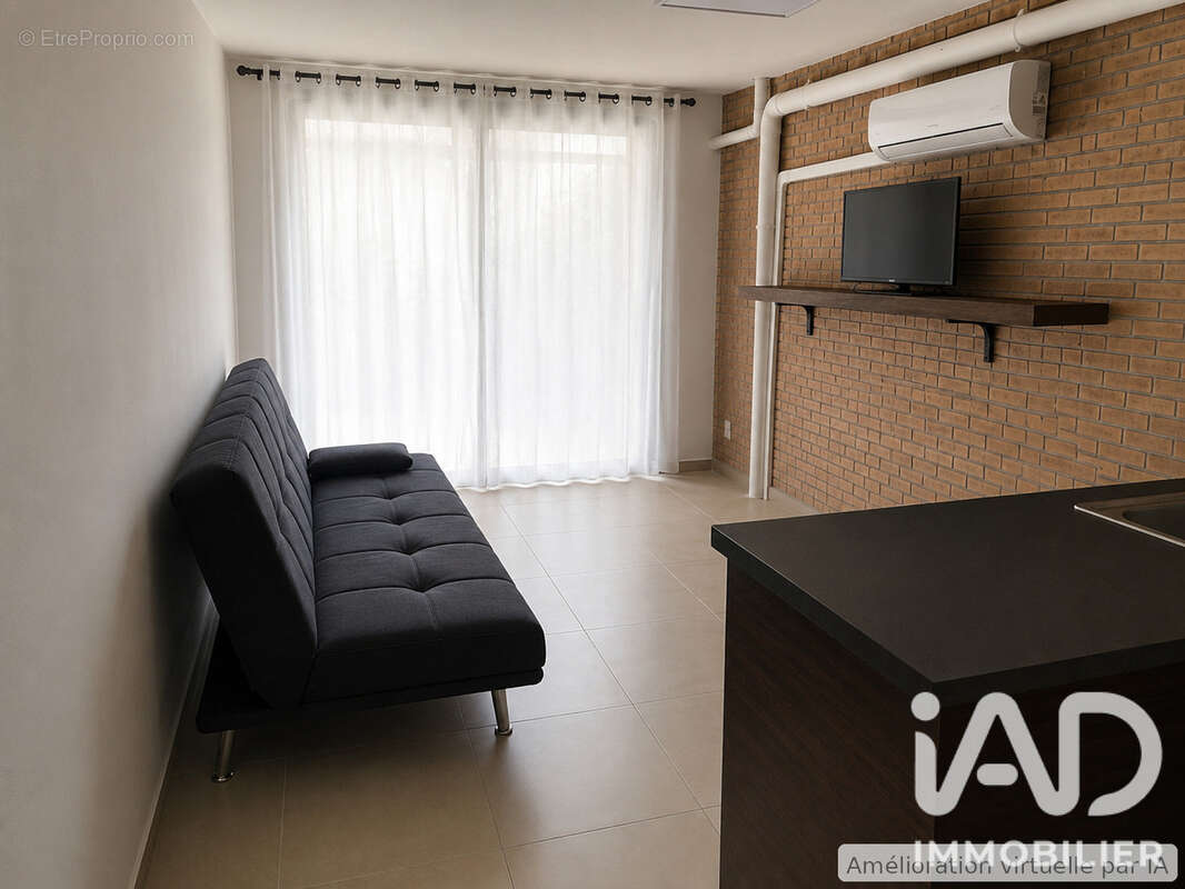 Appartement 94 m² à Saint-Paul  - photo 2