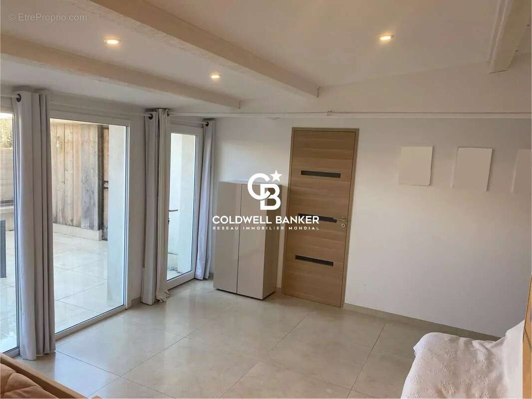 Appartement à SAINT-RAPHAEL