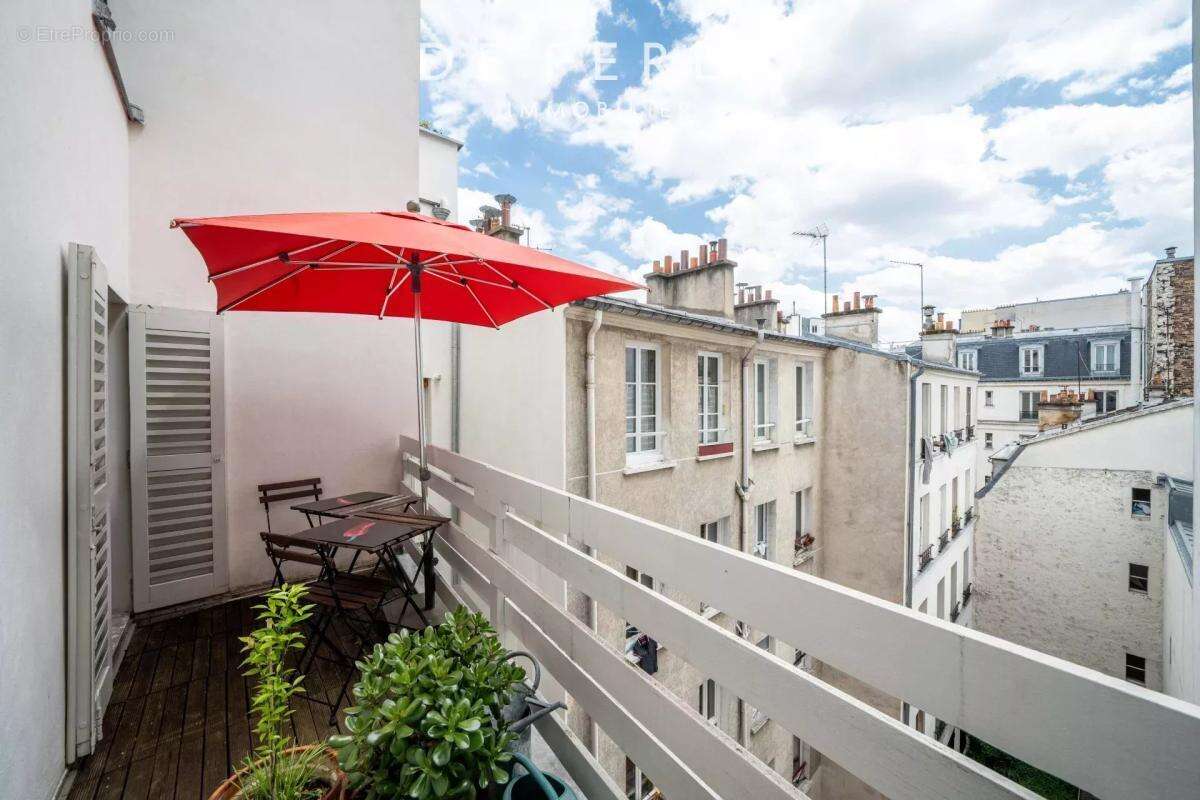 Appartement à PARIS-14E