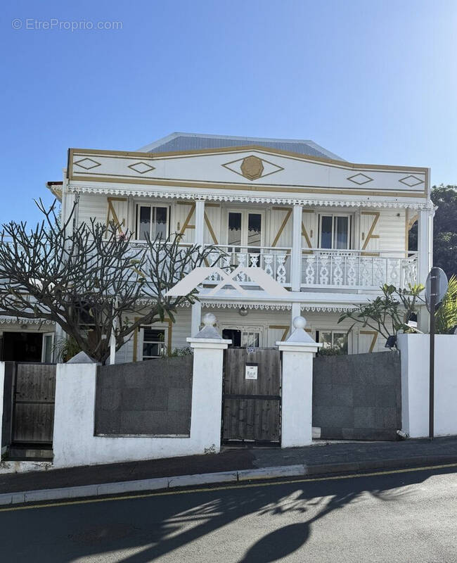 Maison à SAINT-JOSEPH