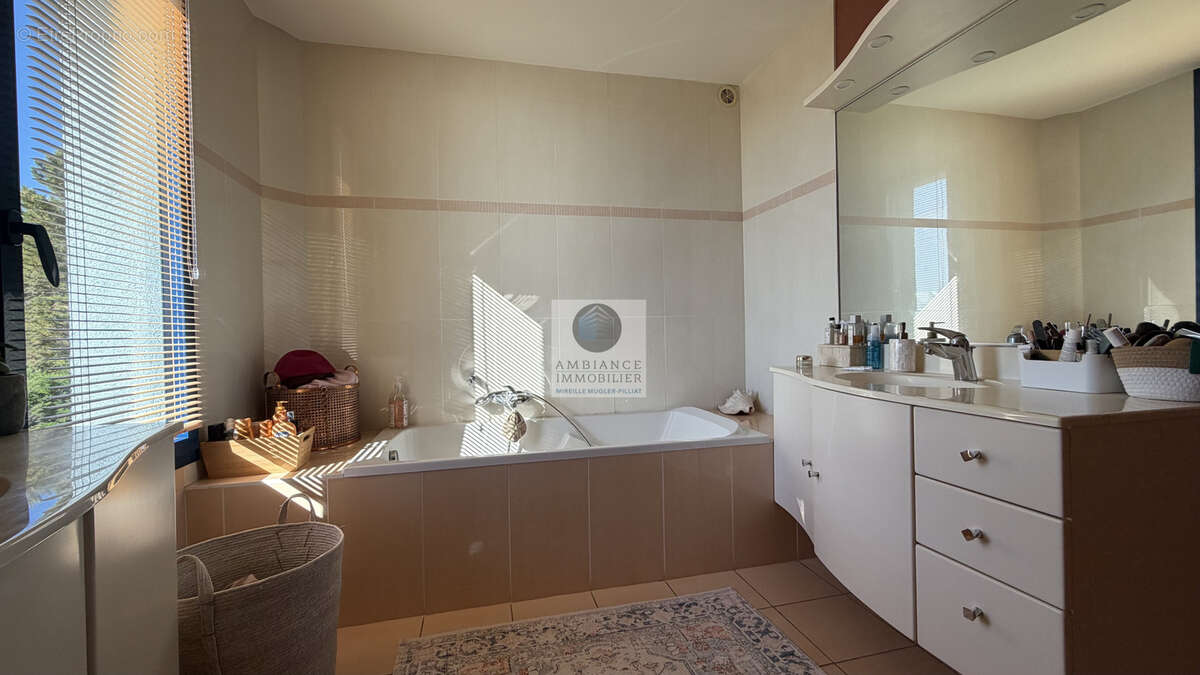 Maison d'architecte avec superbe vue - photo 14