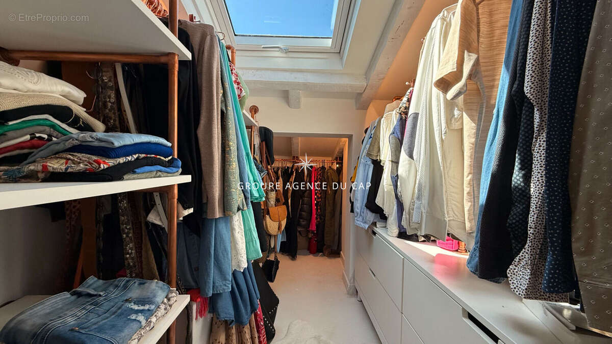 Appartement à LES ISSAMBRES