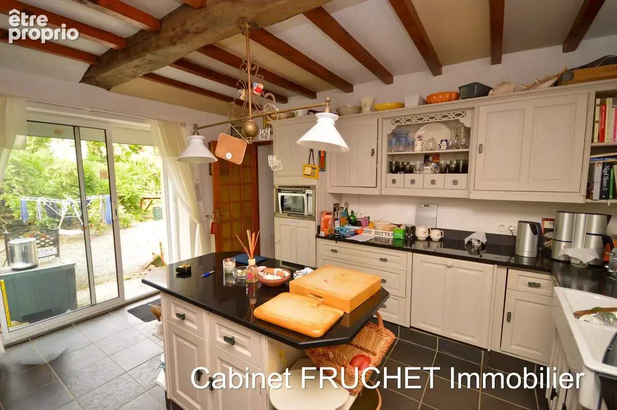 10 km de CHANTONNAY - Grande maison 4 chambres (ou 2 logements communiquants, maison + gîte) - photo 3