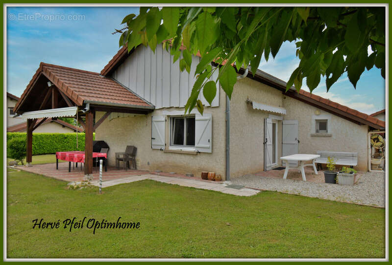 Maison à SAINT-ETIENNE-DE-SAINT-GEOIRS