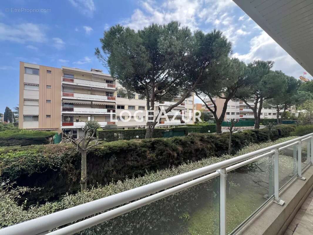 Vente appartement  antibes - 2 chambres - garage - photo 5