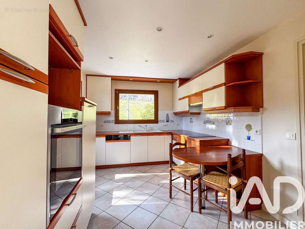 Photo 7 - Maison à LATHUILE