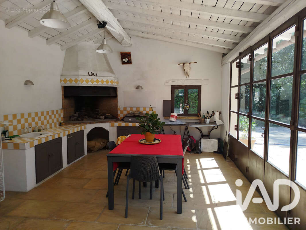 Maison 154 m² à Nimes  - photo 6