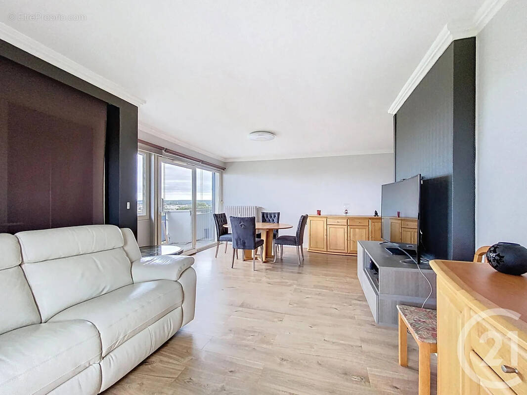 Appartement à LE MEE-SUR-SEINE