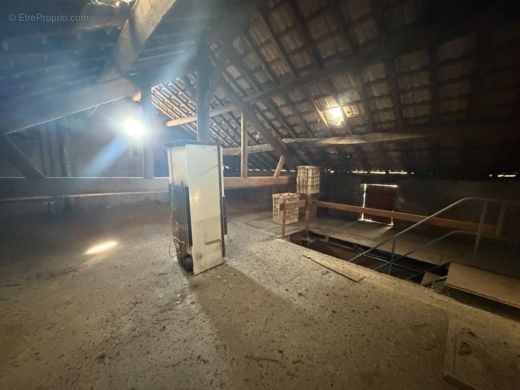 Maison à SAINT-SERNIN-DU-BOIS