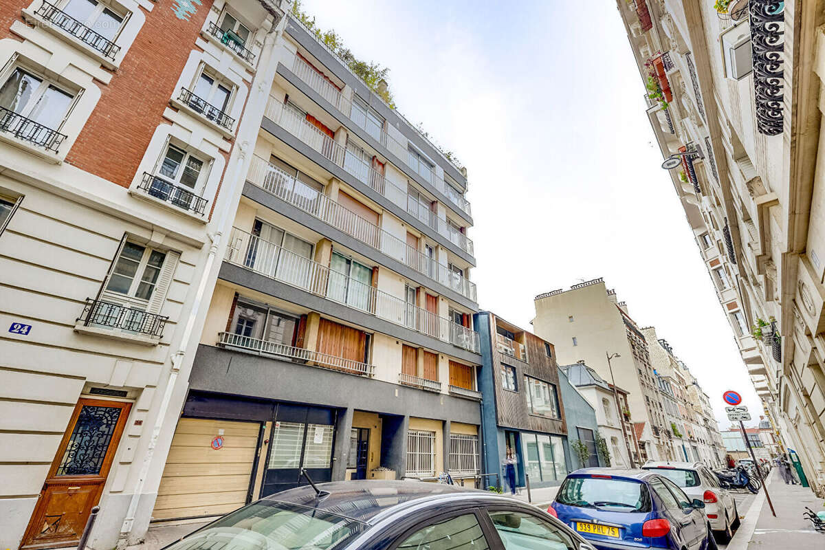 Appartement à PARIS-14E