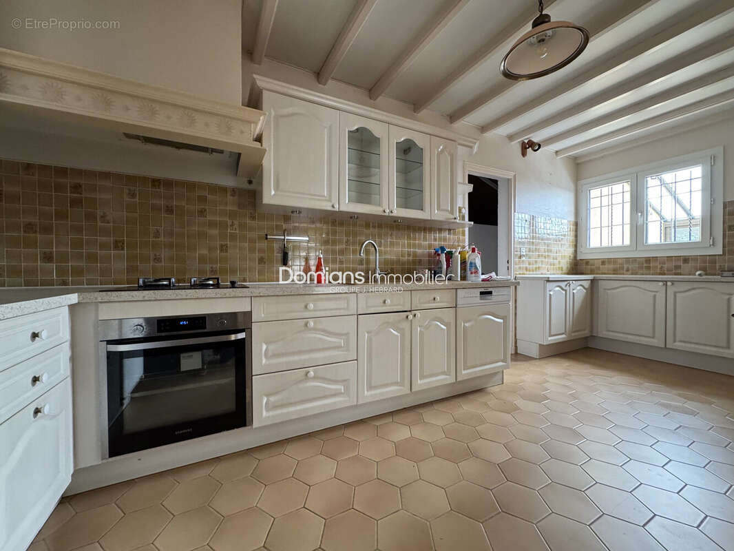 Maison 145 m² à Llupia  - photo 4