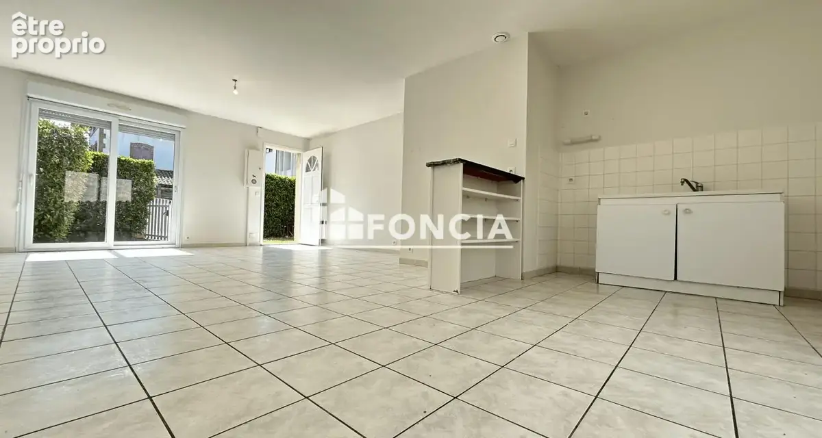 Villeneuve-sur-Lot, quartier Sainte Catherine Rive droite, maison à vendre avec jardin et garage - photo 3