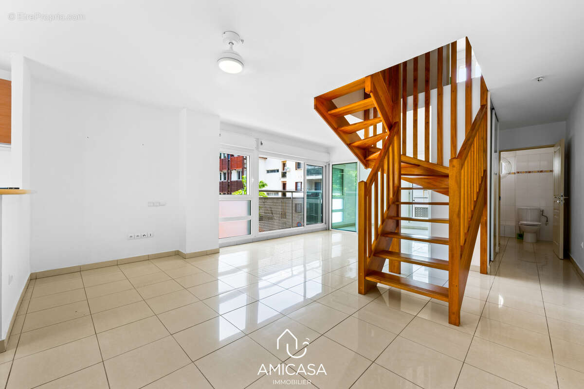 Appartement à SAINT-DENIS