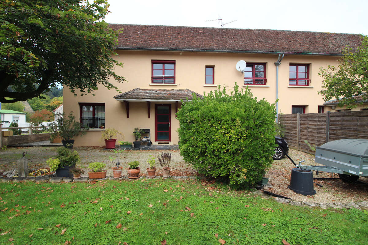 Maison à NUITS-SAINT-GEORGES