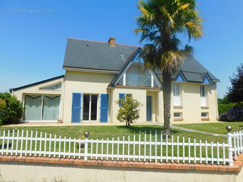 Maison à TAILLIS
