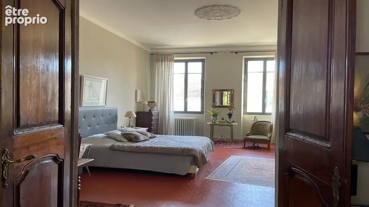 Maison de ville Salon De Provence 7 pièce(s) 231.75 m2 Nue propriété - photo 8