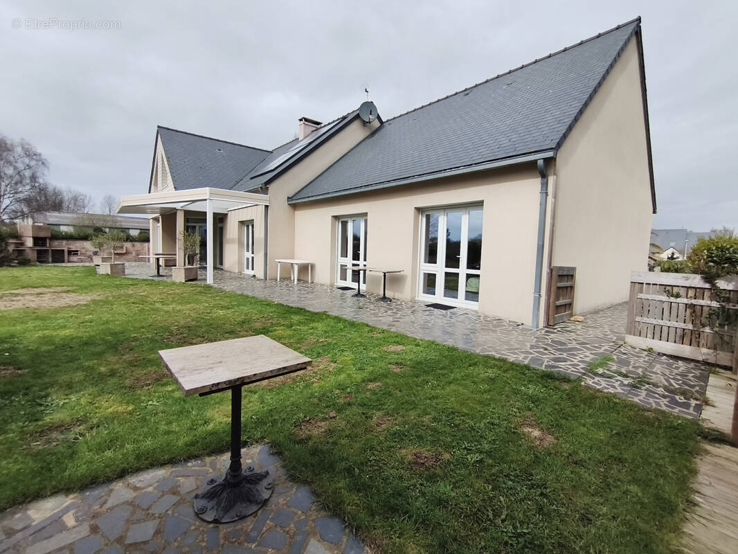 Maison à BREVILLE-SUR-MER