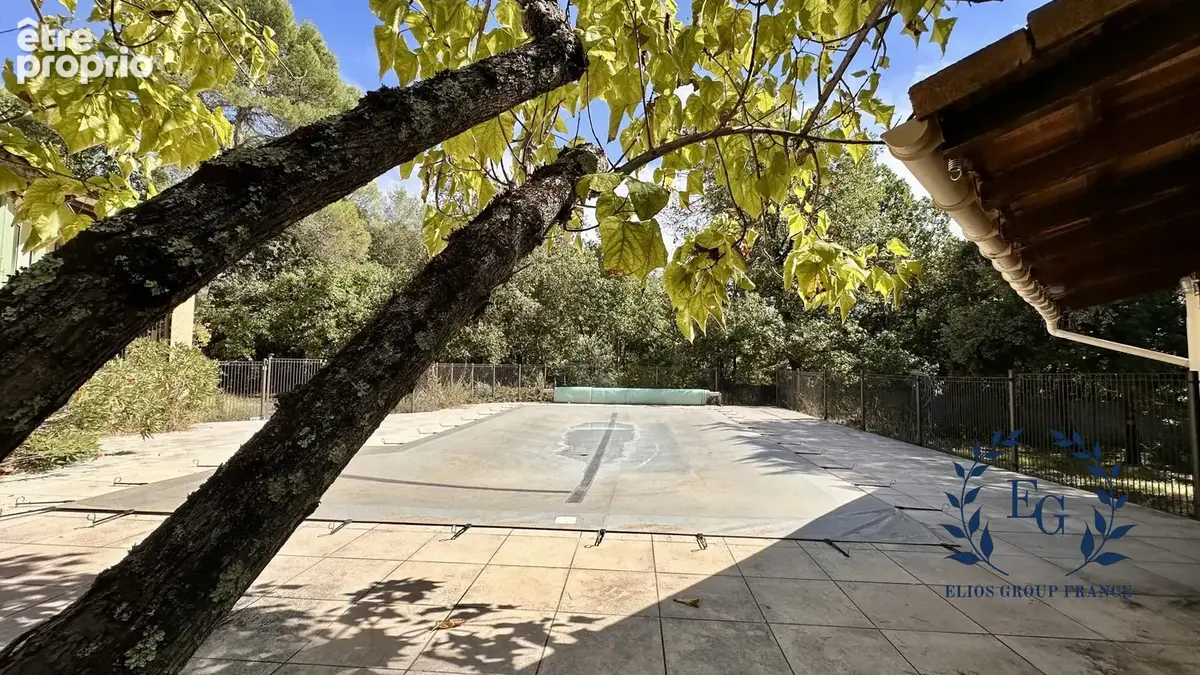 Maison 6 pièces 136 m² à vendre à Flassans-Sur-Issole (83340) - photo 6