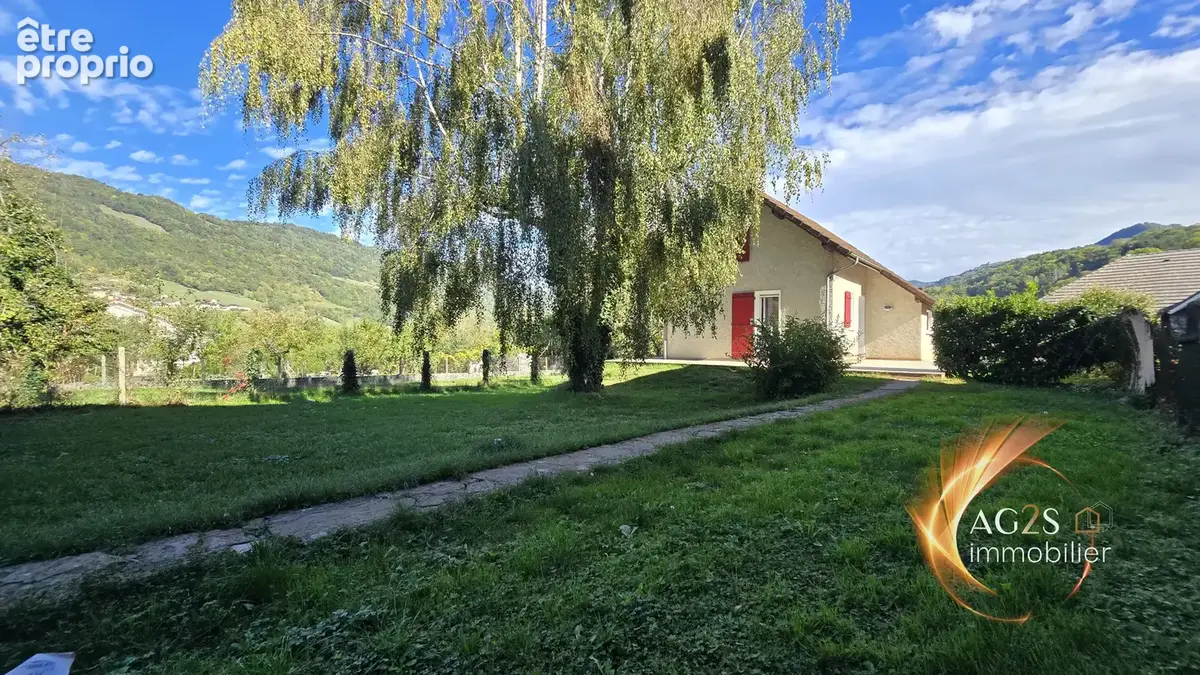 Charmante petite maison en plein coeur de La Rochette - photo 2