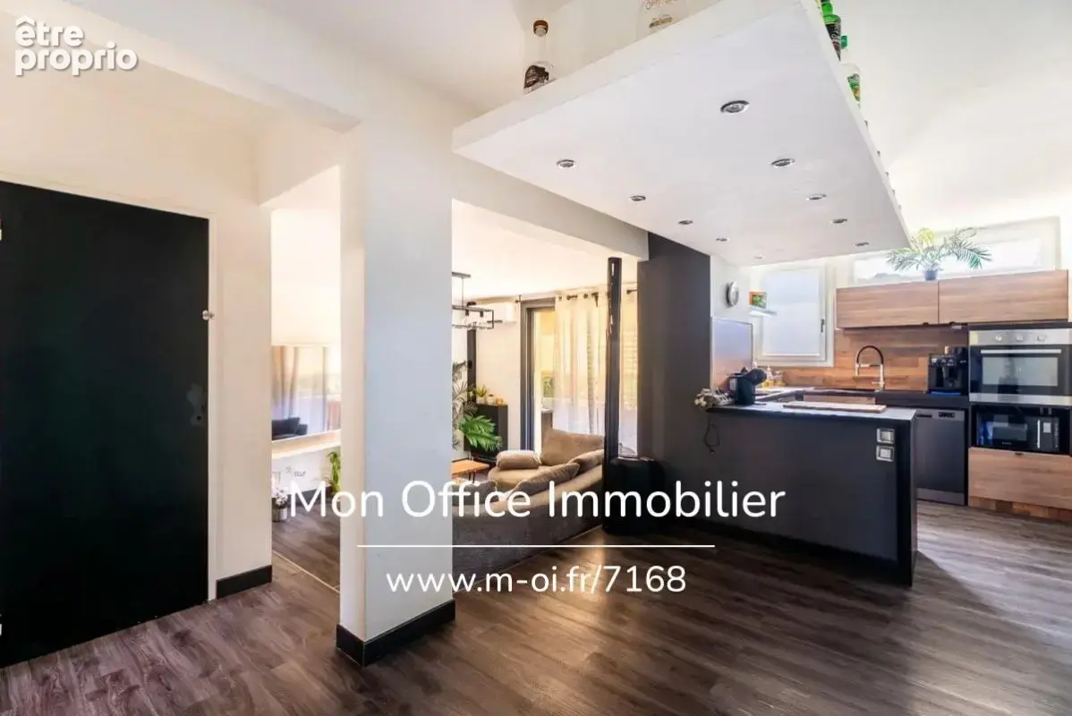 Référence : 7168-GBE. - Appartement 4 pièces avec balcons, cave et  ascenseur - photo 7