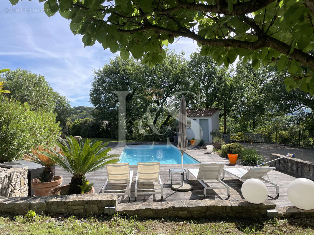 Maison à VAISON-LA-ROMAINE