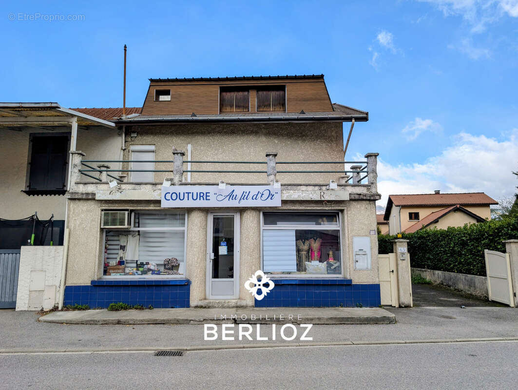 Maison à ECHIROLLES