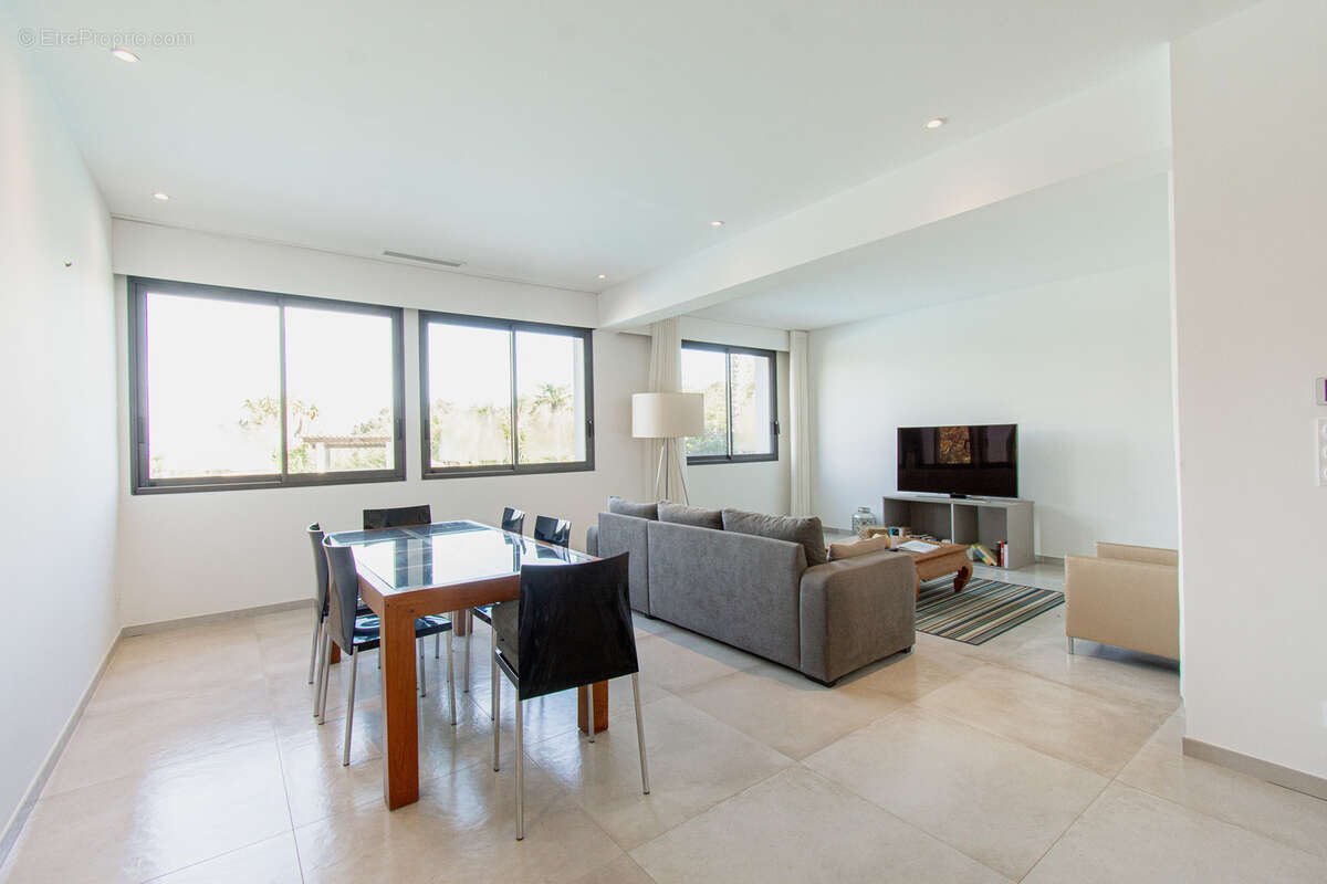 Maison à PORTO-VECCHIO