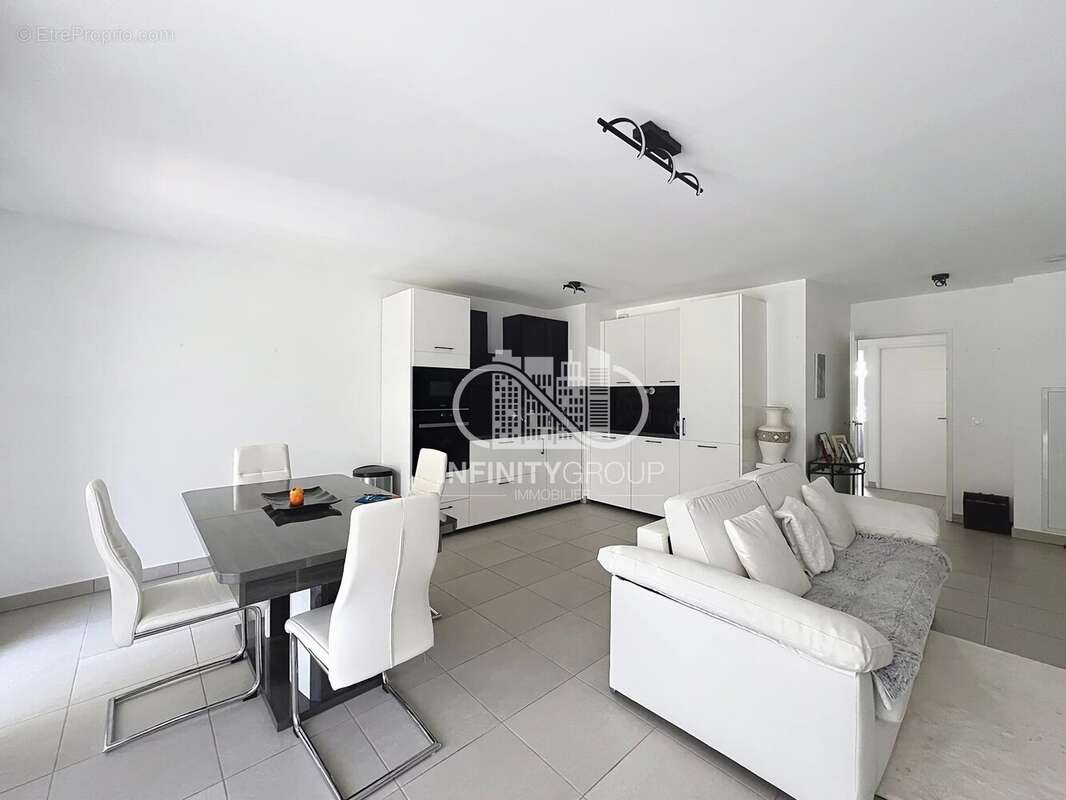 Appartement à CAGNES-SUR-MER