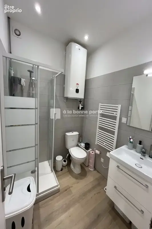 Appartement 2 pièces 30 m² à vendre à Marseille-6e (13006) - photo 5