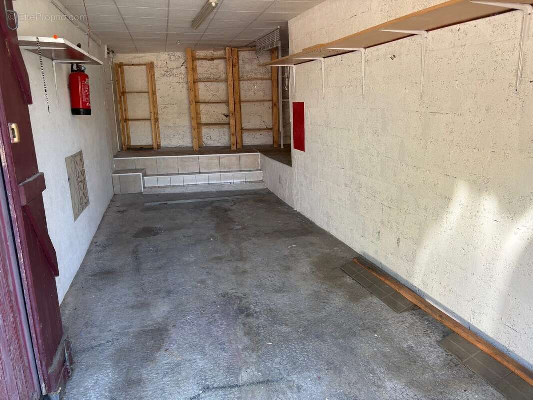 garage 1