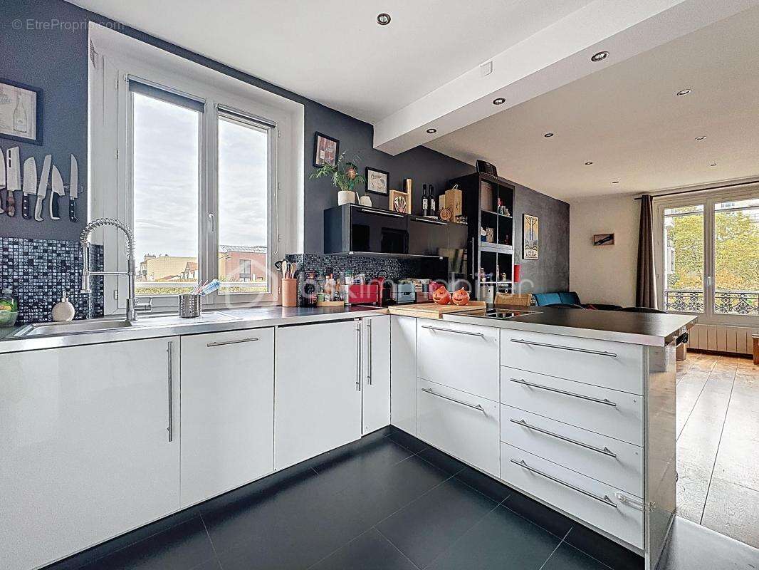 Appartement à RUEIL-MALMAISON