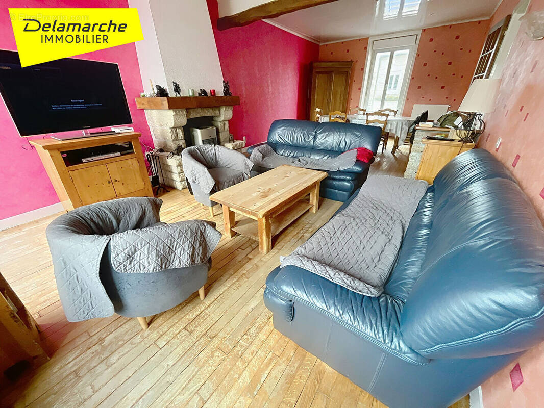 Maison à MARCEY-LES-GREVES