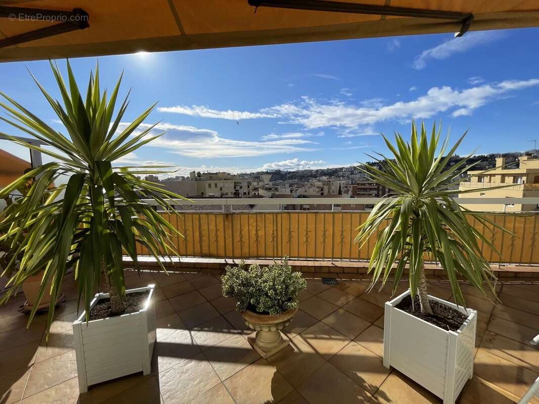 Appartement à NICE