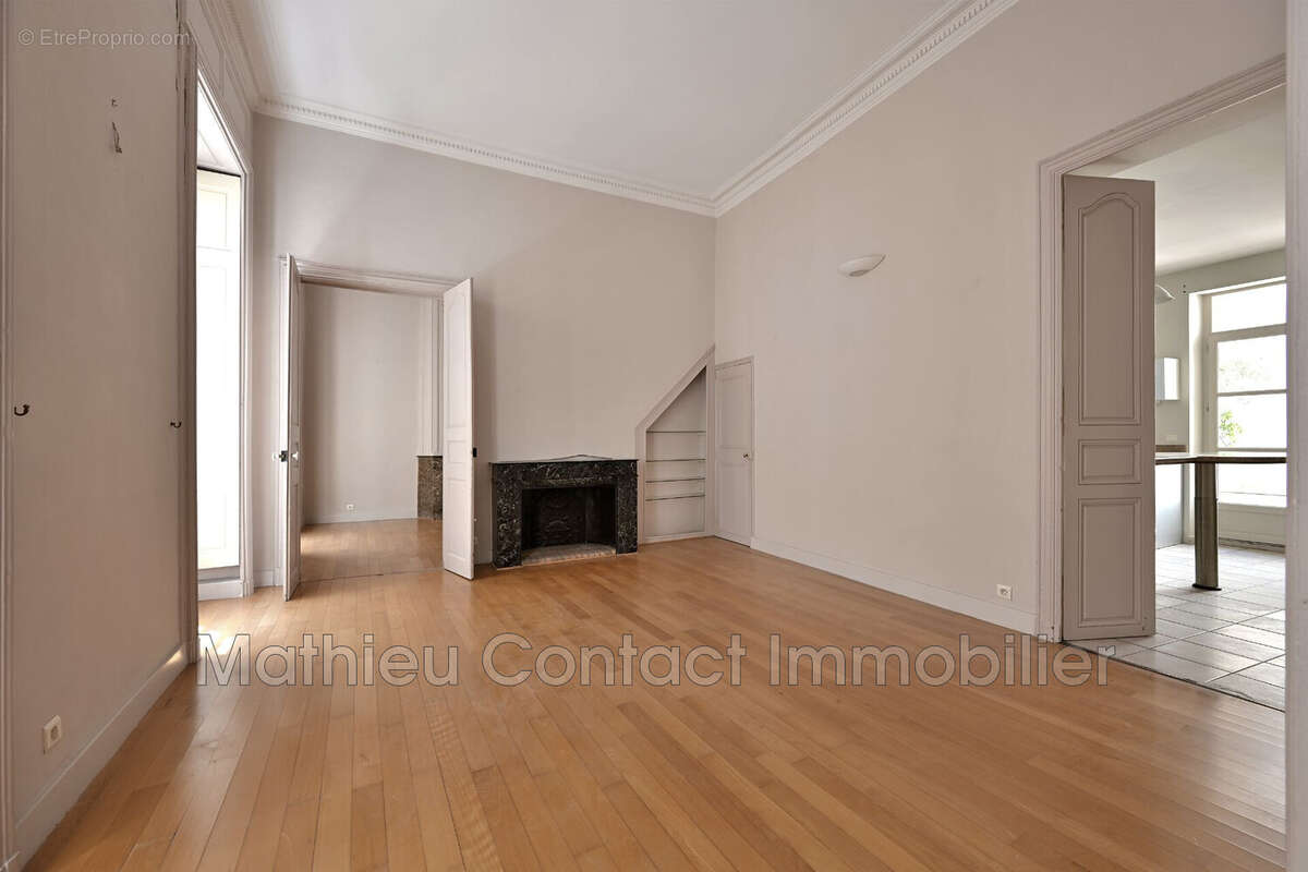 Appartement à NIMES