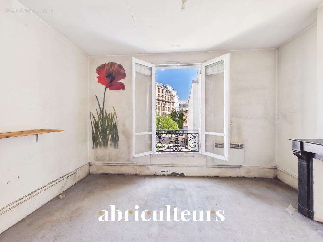 Paris 15ᵉ – Convention / Saint-Lambert  2 pièces de 30 m² à rénover - photo 4