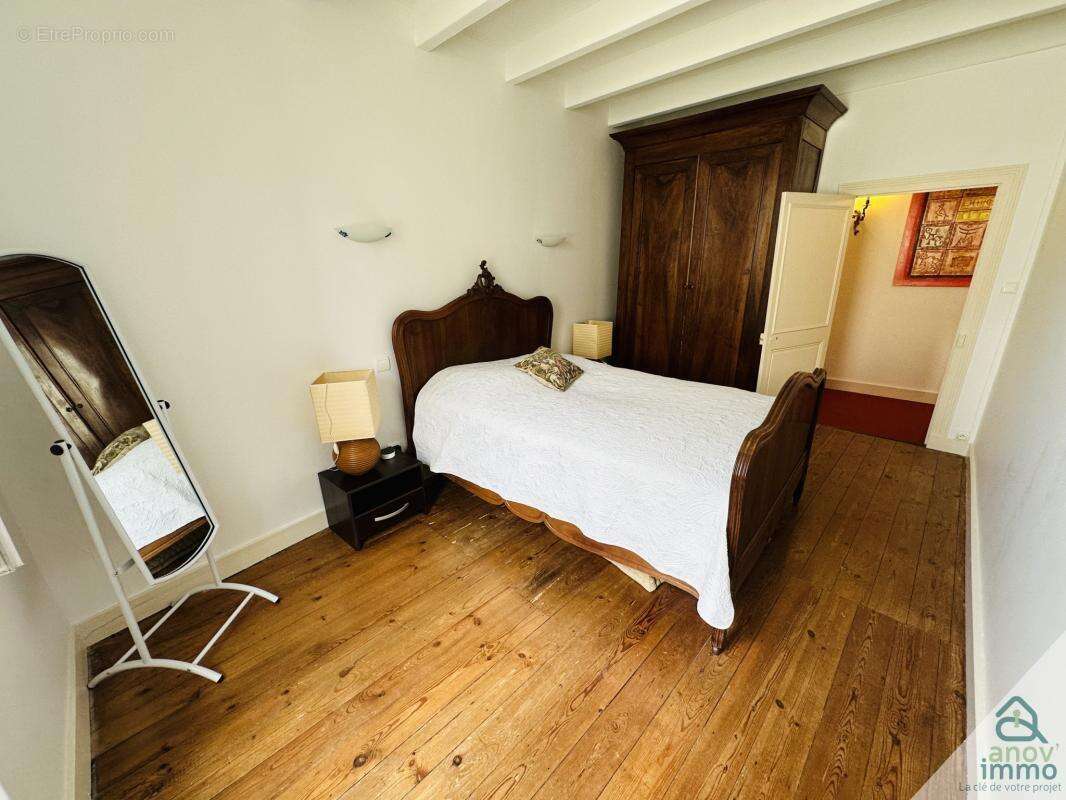 Maison à CHATEAUNEUF-SUR-CHARENTE