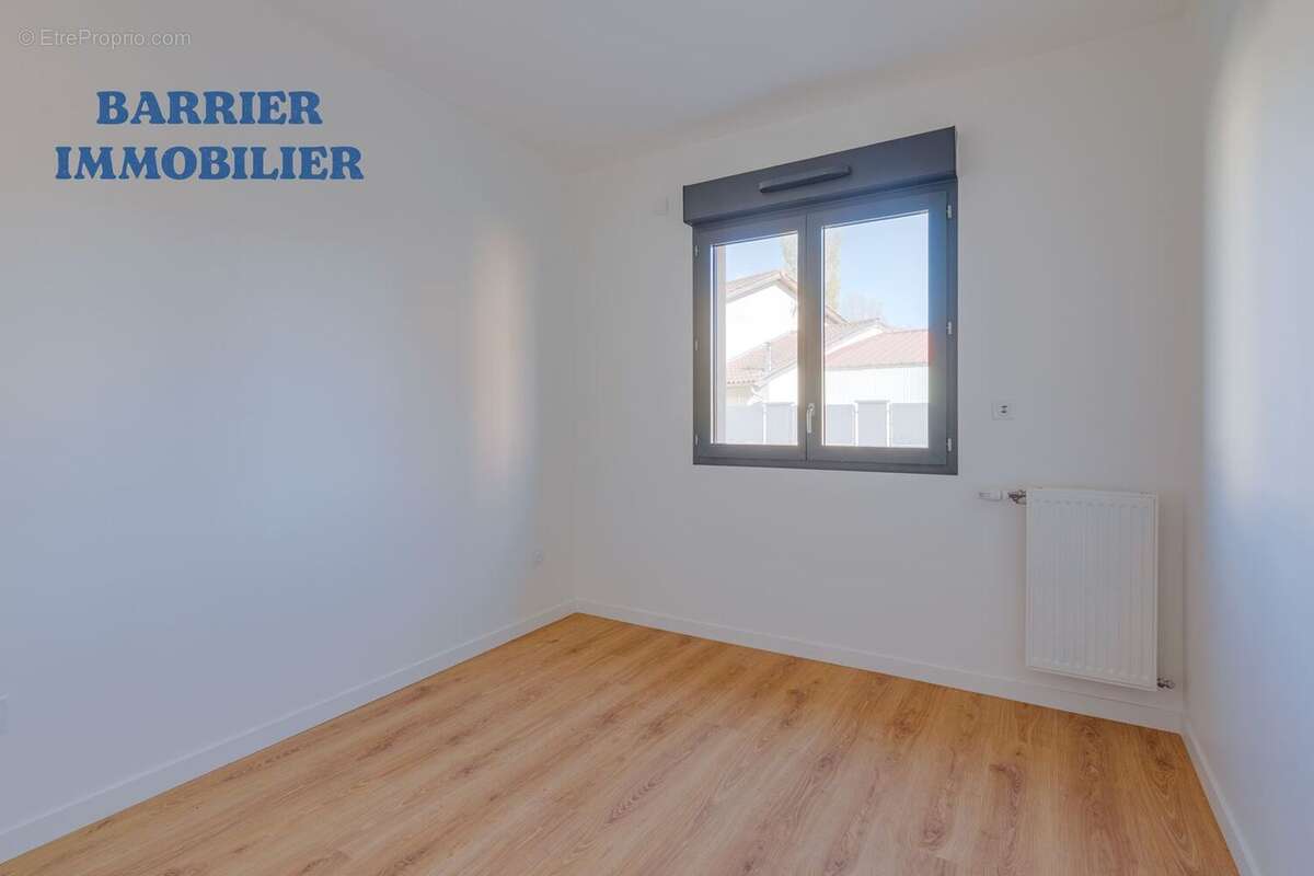 Appartement à CHAVANOZ