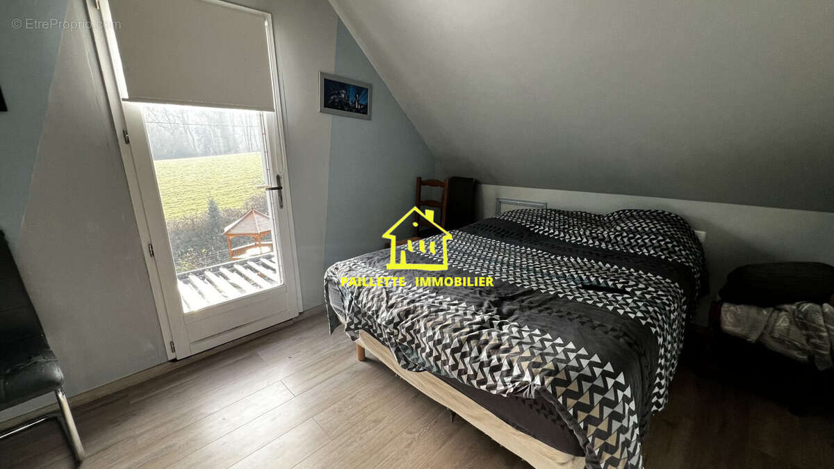 Maison à GONNEVILLE-LA-MALLET