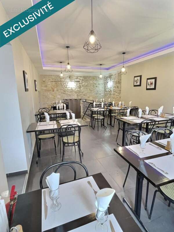 Photo 3 - Commerce à TRIEL-SUR-SEINE