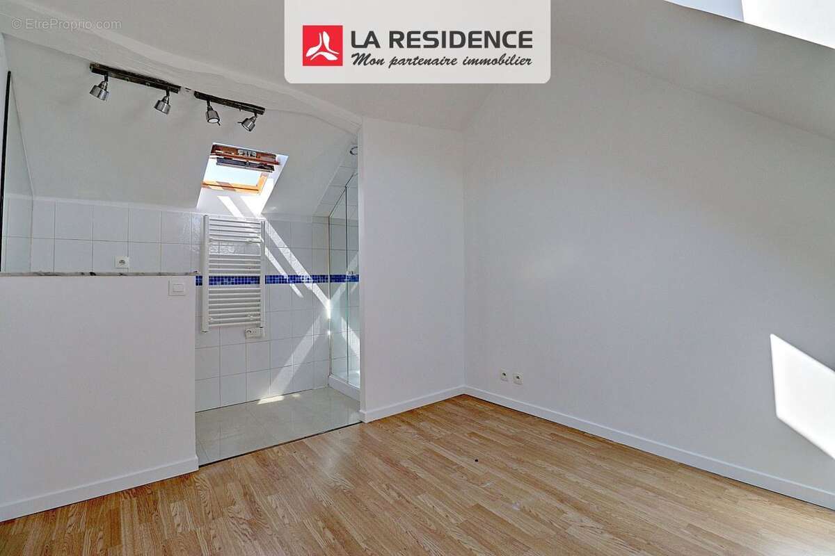 Appartement 30 m² à Poissy  - photo 5