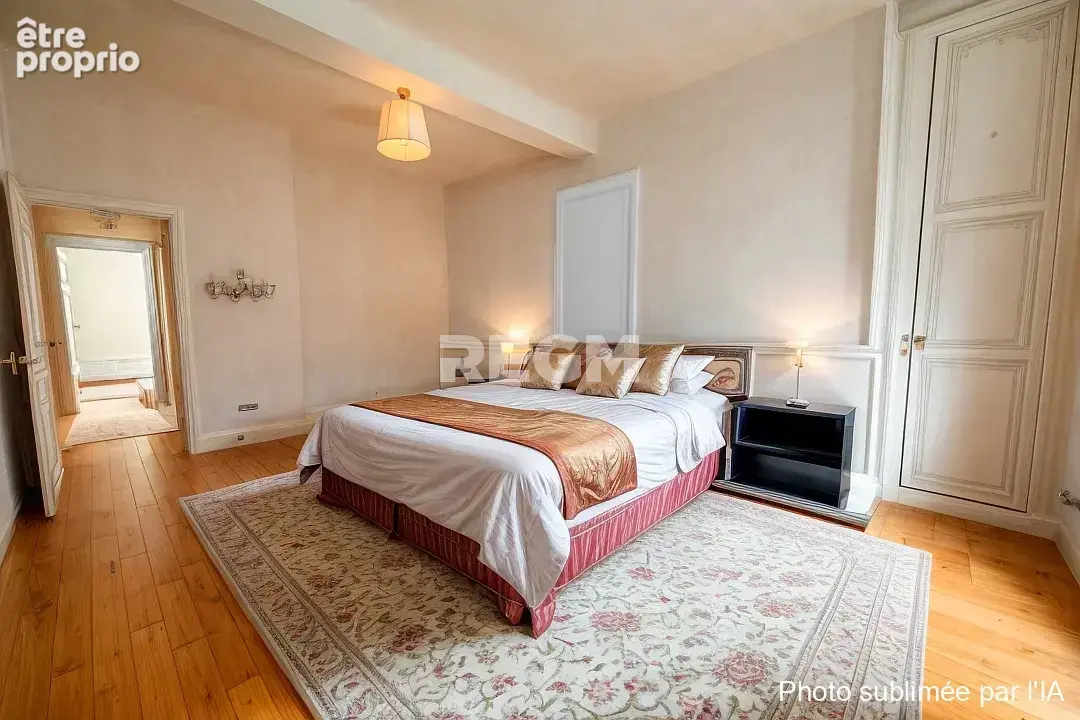 ORLEANS (45)   Centre / Cathédrale   Foncier sur 3 niveaux 360 m2 /sol - Investisseurs - photo 25