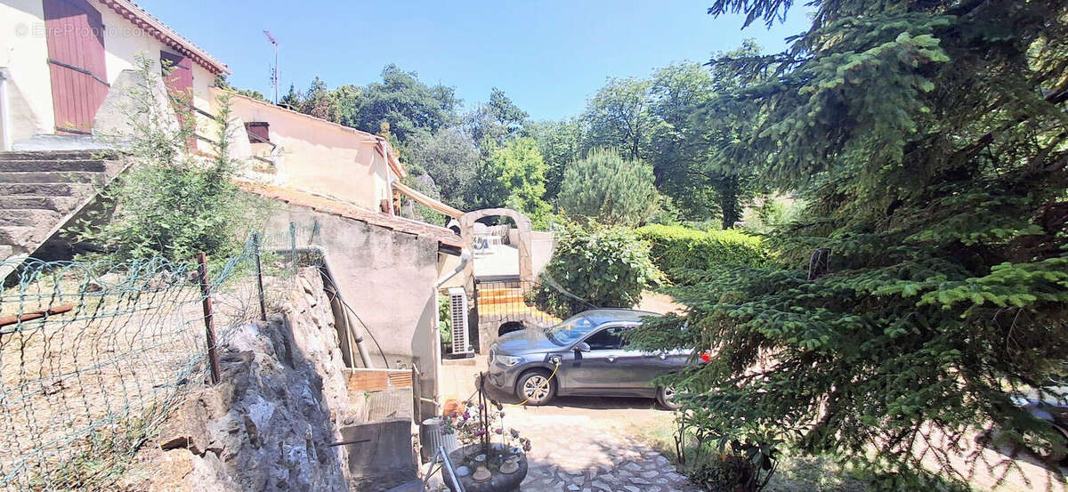 Maison à BEDARIEUX