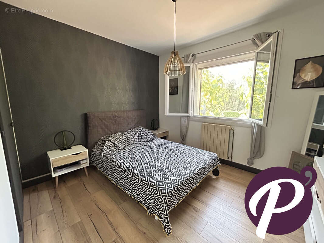 Maison 232 m² à Saint-Pierre-D'eyraud  - photo 4