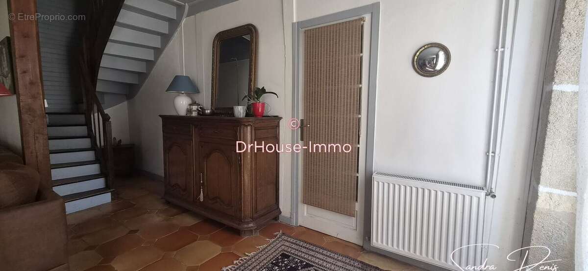 Maison 241 m² à Sauveterre-De-Guyenne  - photo 17
