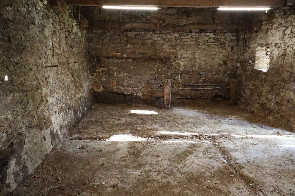 Maison à GLOMEL