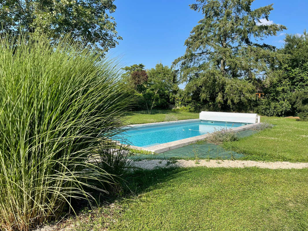 Maison à SAINT-PRYVE-SAINT-MESMIN