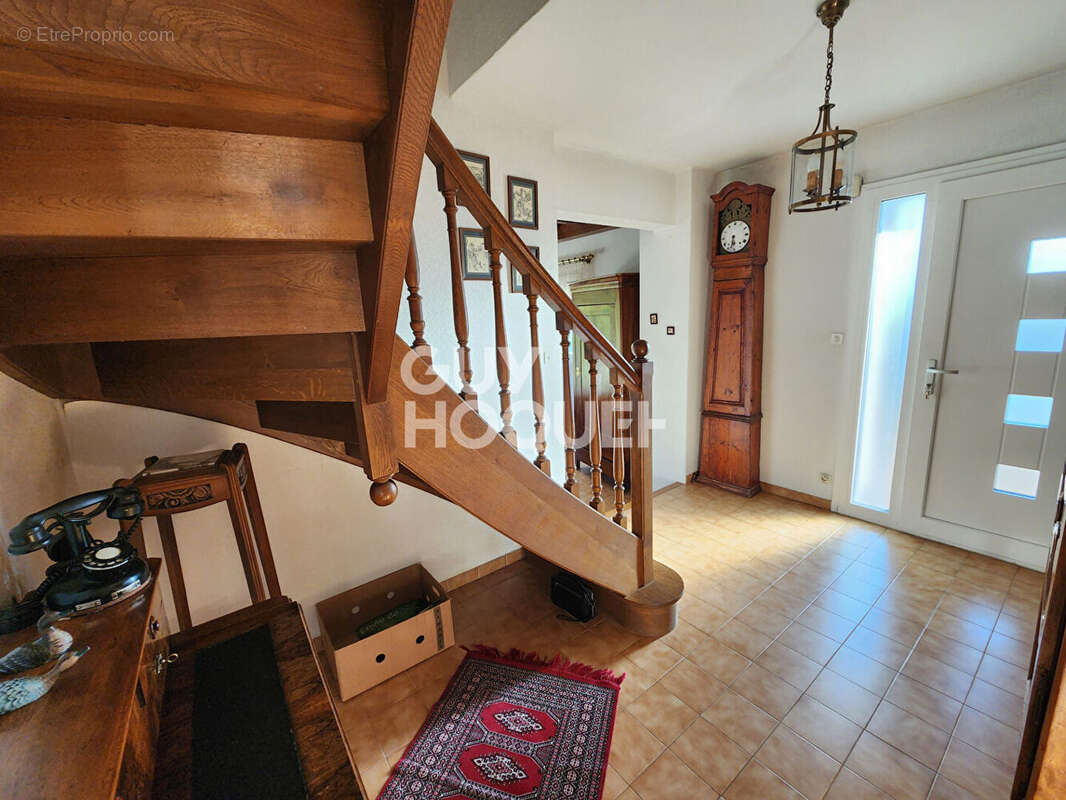 Maison à LA GRAND-CROIX